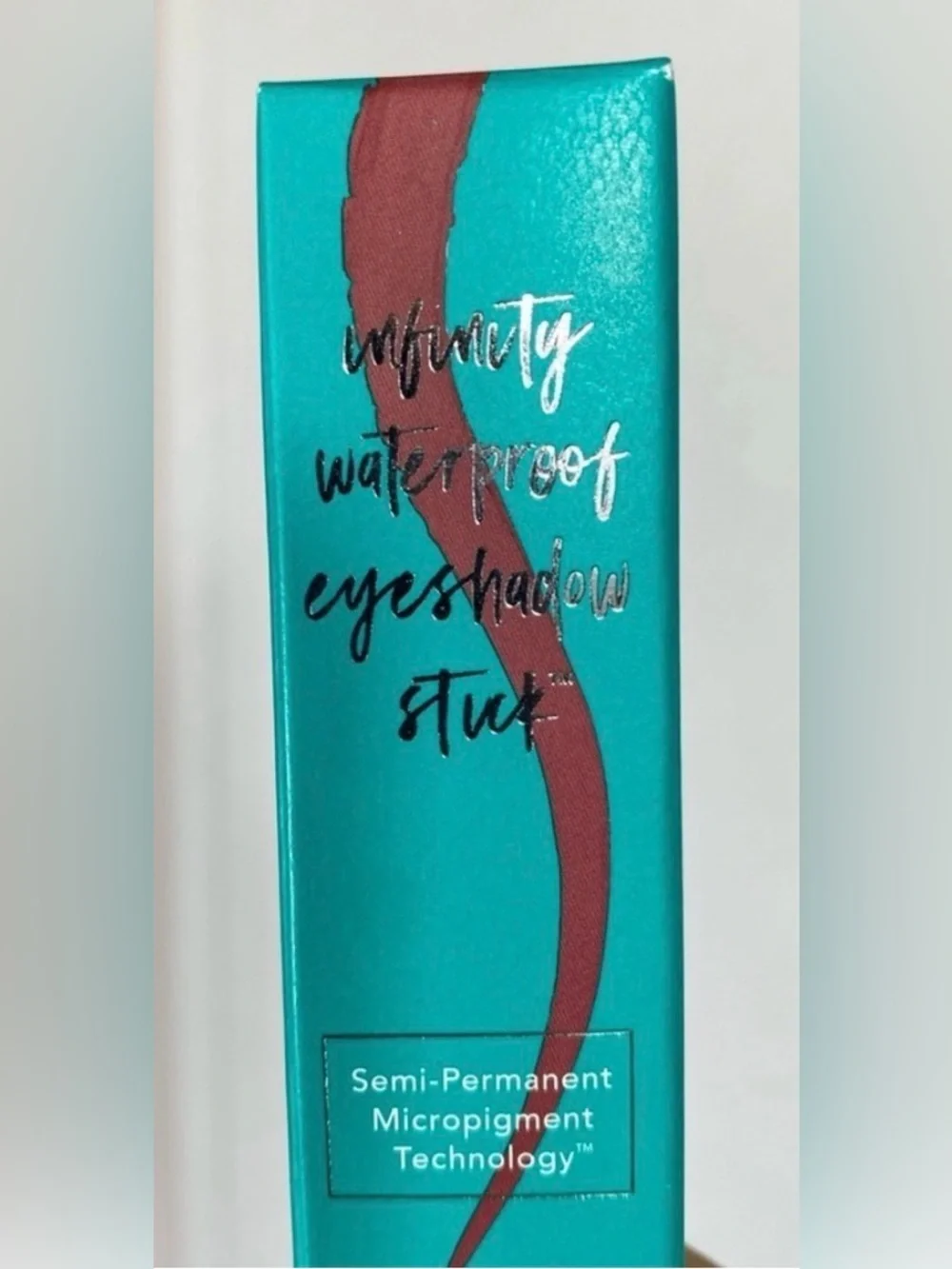 NIB~Thrive Infinity Waterproof Eyeshadow Stick~
